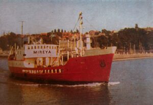 Mireya lämnar Visby hamn, på väg till Gotska Sandön. Foto: privat